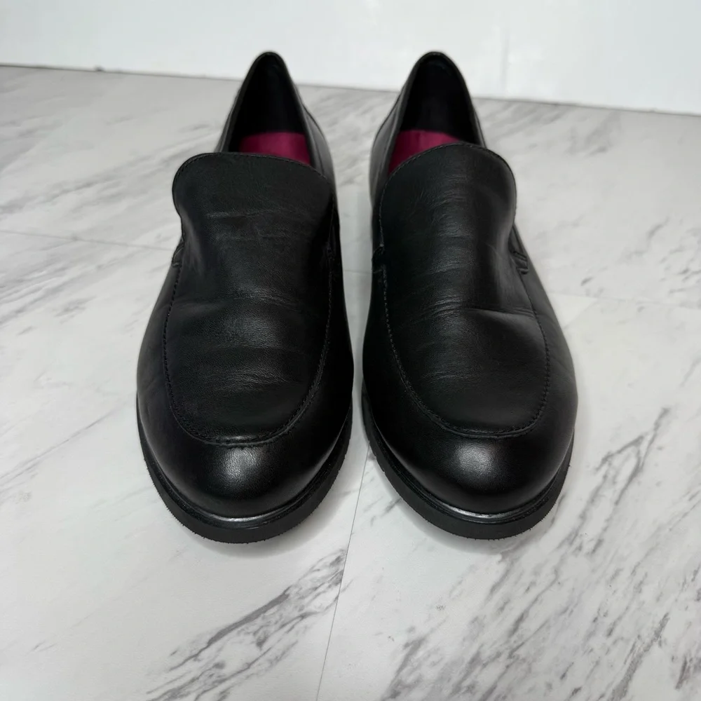 Munro Giselle Black Leather Loafer 9 1/2 W